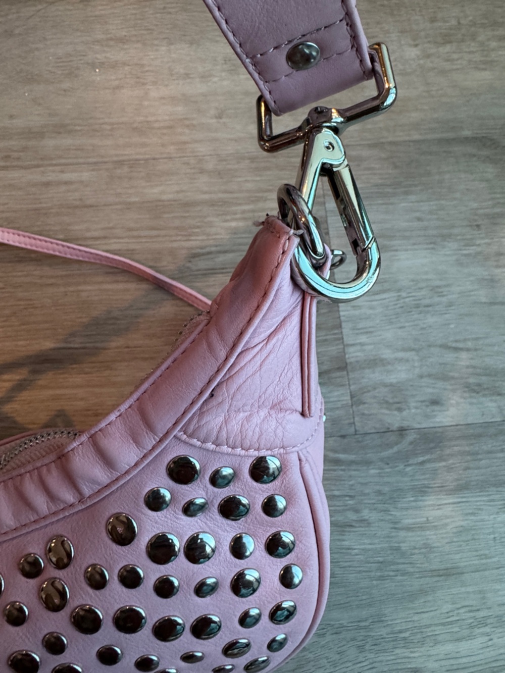 Núnoo Pluto Rivet Silky Pink Leather Crescent Studded Shoulder Bag Y2K - Picture 7 of 13